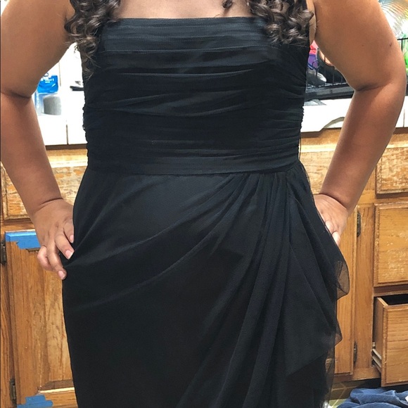 Dress - Picture 4 of 4